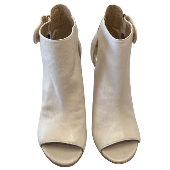 Stuart Weitzman Openhouse String Vecchio Open Toe Heels in Nappa Size 8.5 - Picture 2 of 15